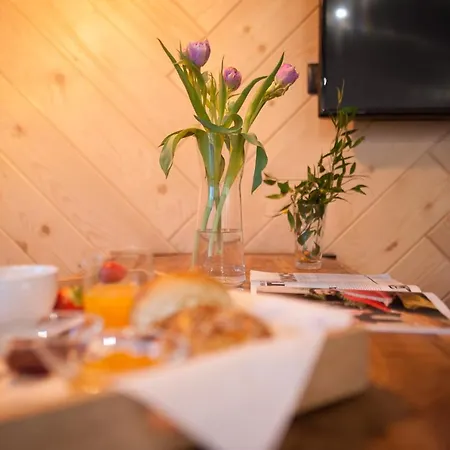 Przystanek * 扎科帕内